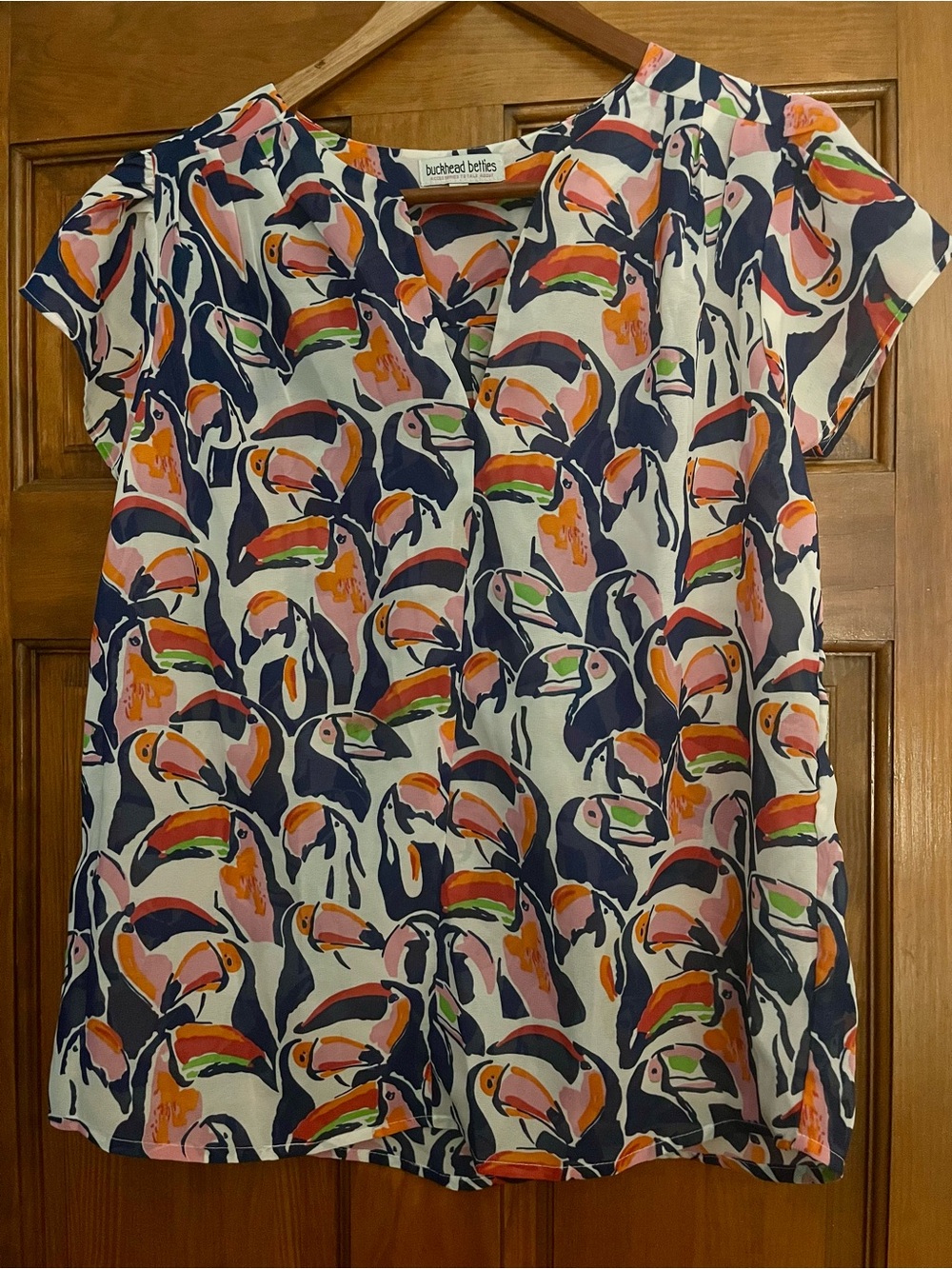 Buckhead Betties Toucan Print Flutter Sleeve Top | Size Small